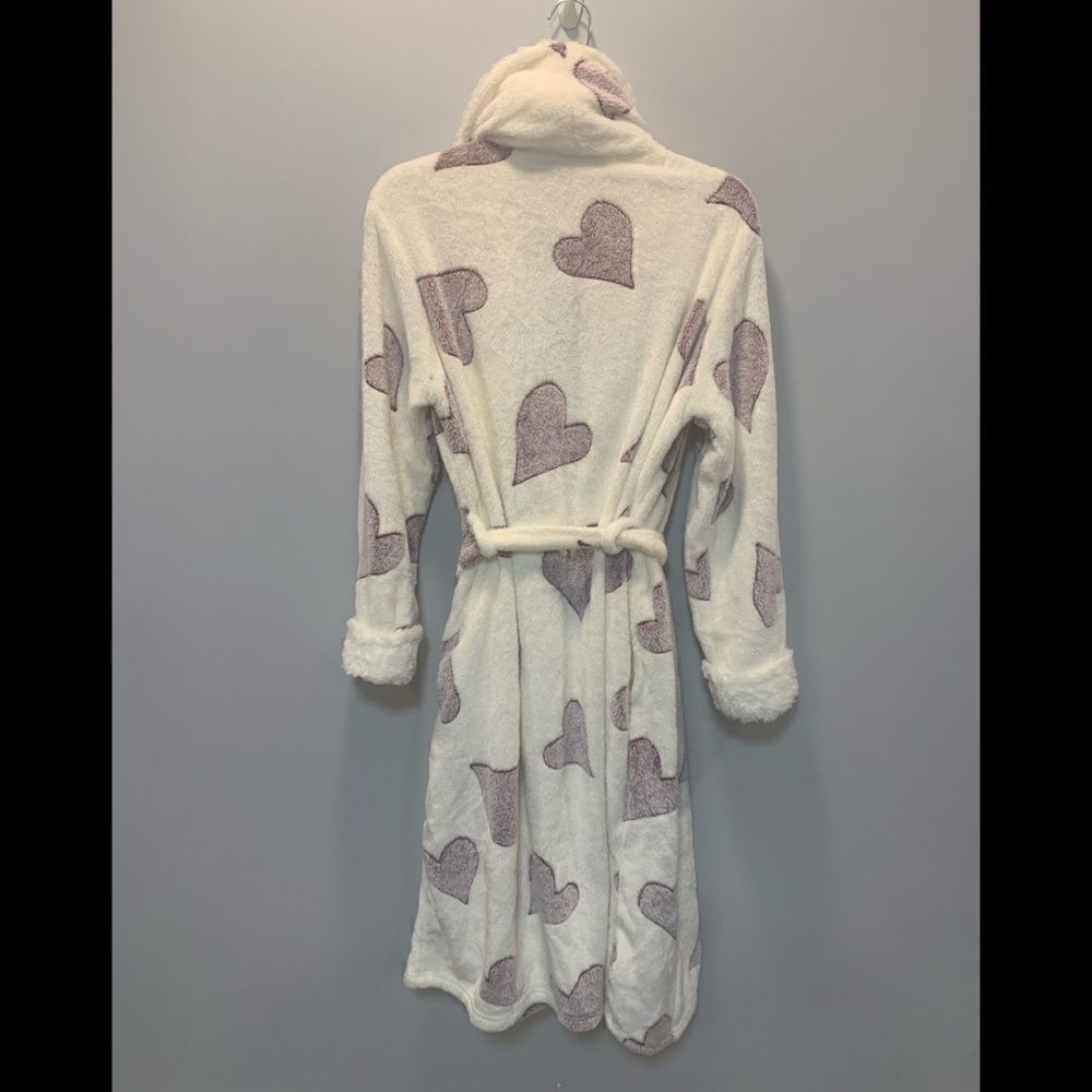 New Secret Treasures Hearts Winter White Superminky Sleep Robe - Medium - Picture 5 of 10